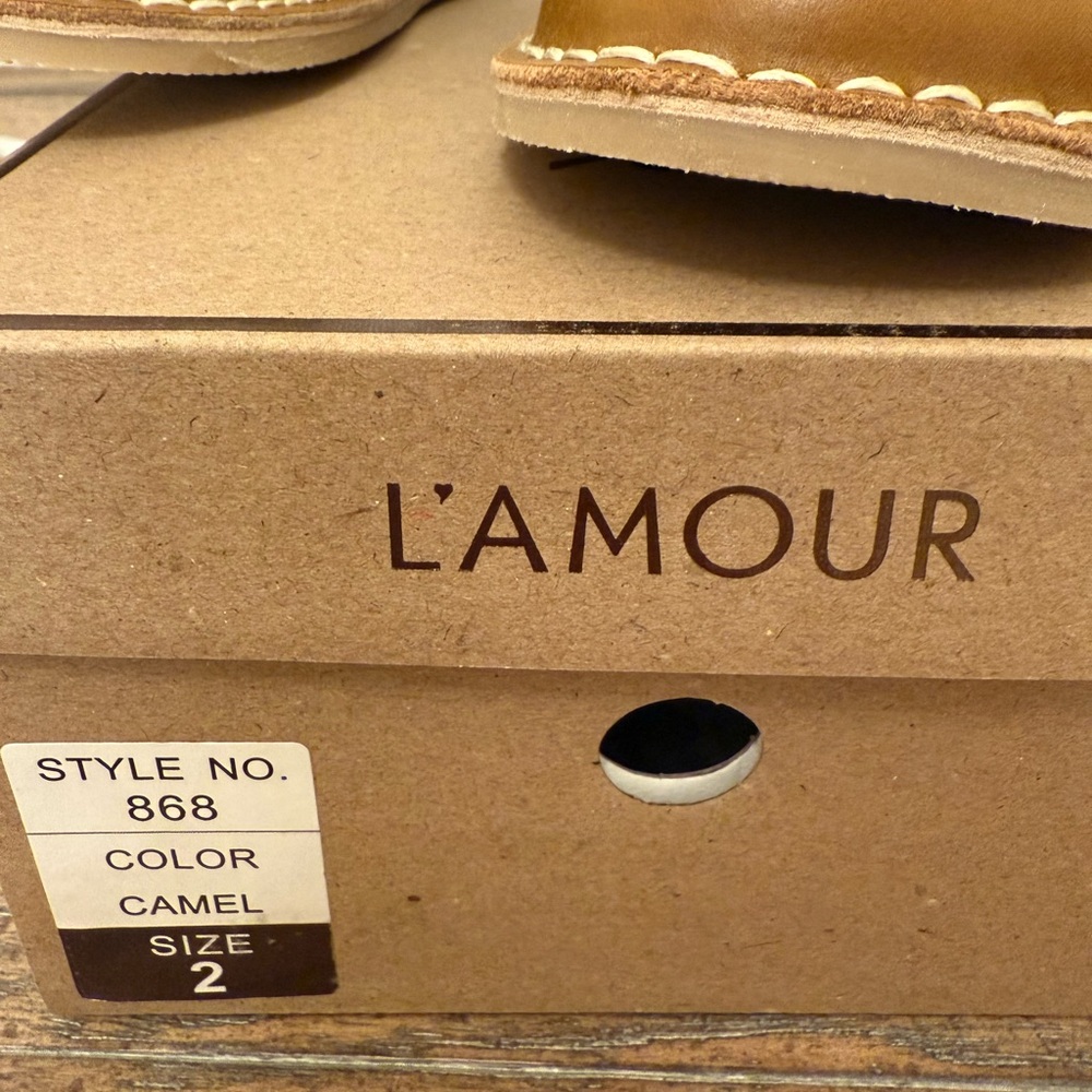 L'Amour Appleseed Mary Jane Kids Shoes - Tan - Picture 2 of 7